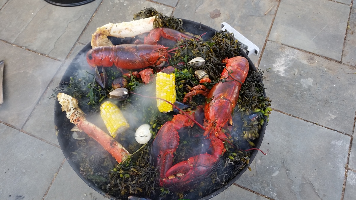 Mastering The Backyard Clambake Cocktails Cuisine